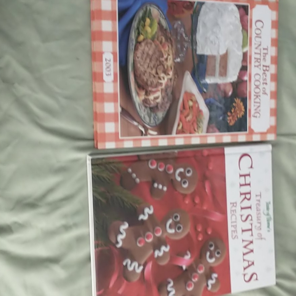 5 Cookbooks - Picture 5 of 6